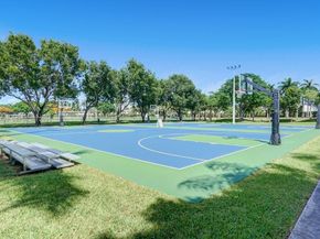 10750 NW 66th St 203, Doral FL 33178