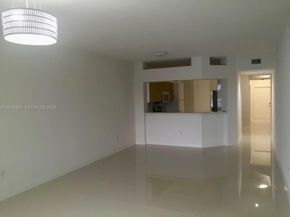 10750 NW 66th St 203, Doral FL 33178