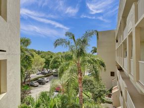 10750 NW 66th St 203, Doral FL 33178