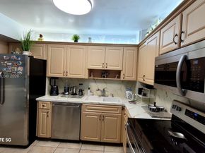 4001 Hillcrest Dr 705, Hollywood FL 33021