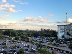 4001 Hillcrest Dr 705, Hollywood FL 33021