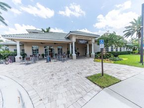 1653 Zenith Way, Weston FL 33327