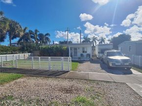 2610 Fletcher St, Hollywood FL 33020