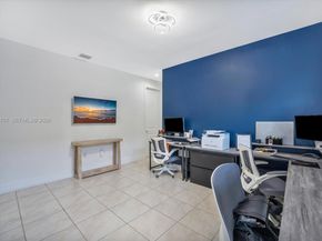 4346 NW 81st Ave, Doral FL 33166