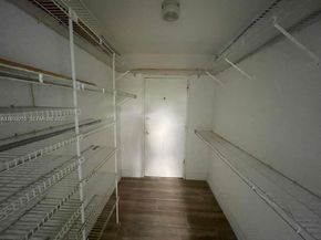 2500 NE 48th Ln 301, Fort Lauderdale FL 33308