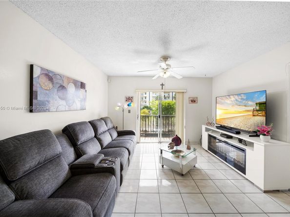 4709 NW 7th St 4059, Miami FL 33126