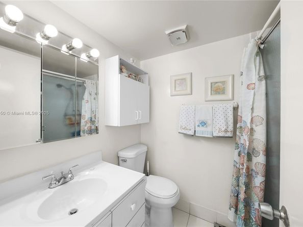 4709 NW 7th St 4059, Miami FL 33126