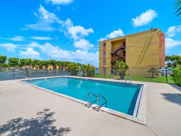 4709 NW 7th St 4059, Miami FL 33126