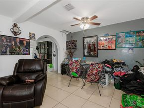 807 NW 109th St, Miami FL 33168