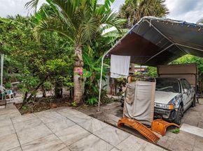 807 NW 109th St, Miami FL 33168