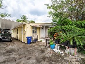 807 NW 109th St, Miami FL 33168