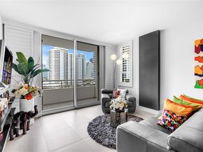 888 Brickell Key Dr 1002, Miami FL 33131