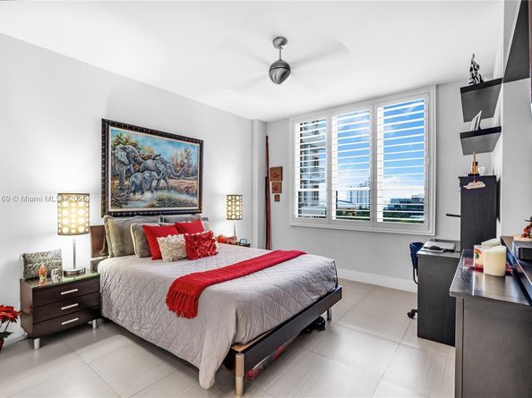 888 Brickell Key Dr 1002, Miami FL 33131