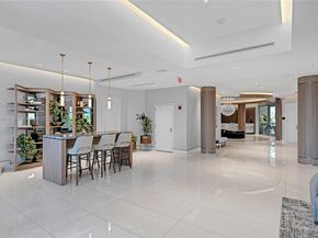 888 Brickell Key Dr 1002, Miami FL 33131