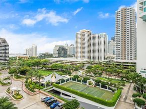 888 Brickell Key Dr 1002, Miami FL 33131