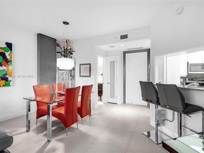 888 Brickell Key Dr 1002, Miami FL 33131