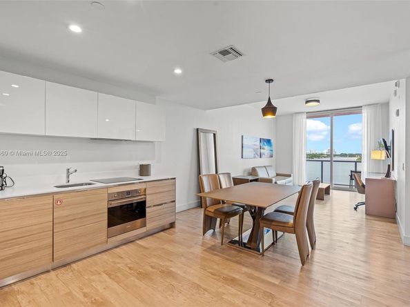 777 N Ocean Dr N528, Hollywood FL 33019