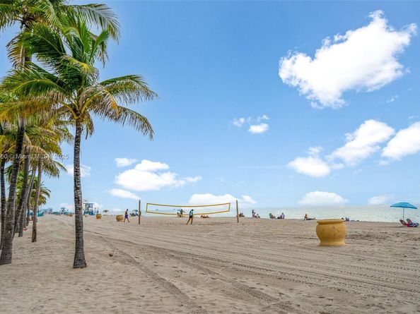 777 N Ocean Dr N528, Hollywood FL 33019