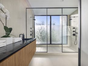 30 Samana Dr, Coconut Grove FL 33133