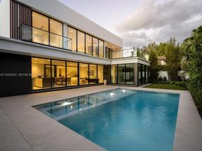 30 Samana Dr, Coconut Grove FL 33133
