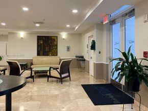 900 SW 8th St 1510, Miami FL 33130