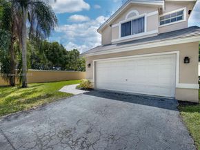 2913 Myrtle Oak Cir, Davie FL 33328