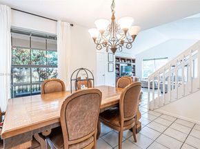 2913 Myrtle Oak Cir, Davie FL 33328