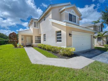 2913 Myrtle Oak Cir