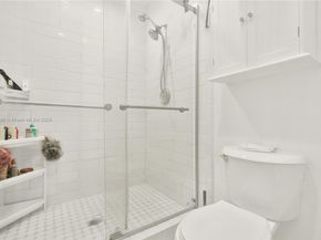 4680 NW 102nd Ave 20220, Doral FL 33178