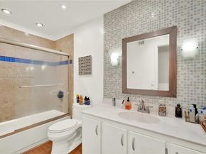 4680 NW 102nd Ave 20220, Doral FL 33178