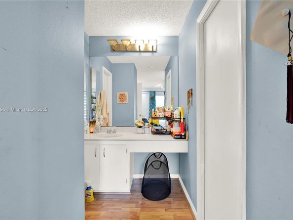 4680 NW 102nd Ave 20220, Doral FL 33178