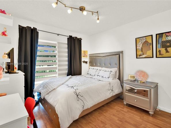 4680 NW 102nd Ave 20220, Doral FL 33178