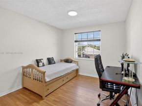 13224 NW 12th St, Pembroke Pines FL 33028