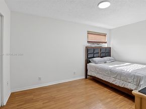 13224 NW 12th St, Pembroke Pines FL 33028