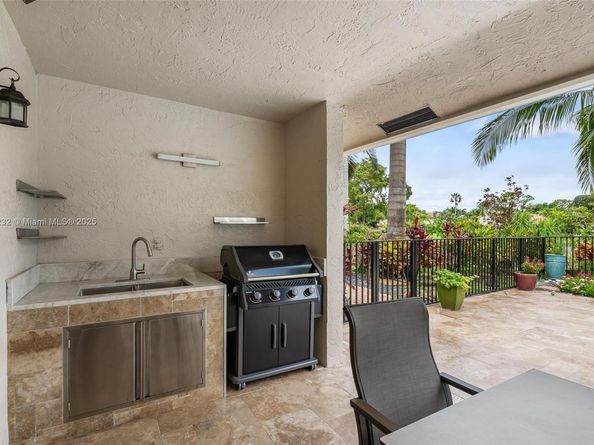 2685 NW 27th Ter, Boca Raton FL 33434