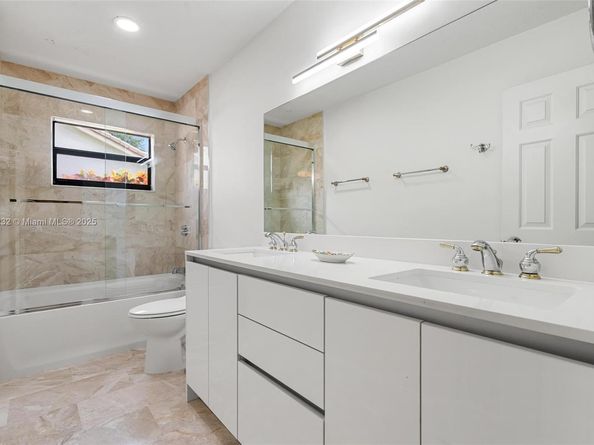 2685 NW 27th Ter, Boca Raton FL 33434