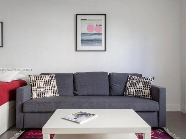 4015 Indian Creek Dr 307, Miami Beach FL 33140