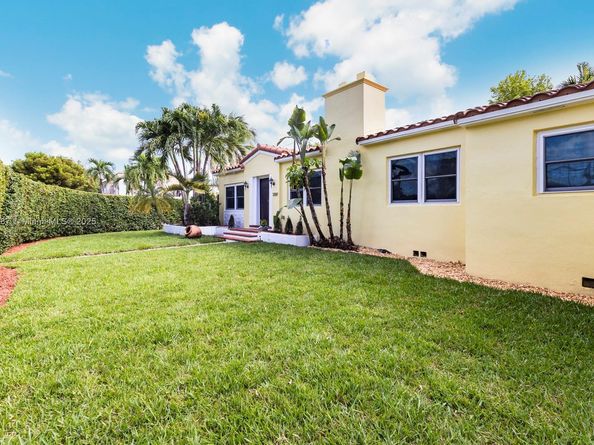 1200 SW 18th St, Miami FL 33145