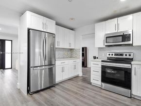 8555 NW 25th Pl, Coral Springs FL 33065