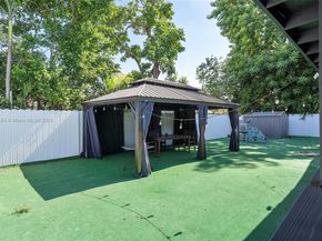 8555 NW 25th Pl, Coral Springs FL 33065