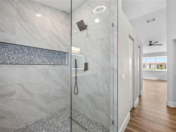 3835 Lombardy St, Hollywood FL 33021