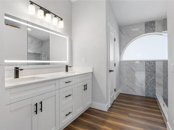 3835 Lombardy St, Hollywood FL 33021