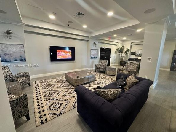 2501 S Ocean Dr 1418, Hollywood FL 33019