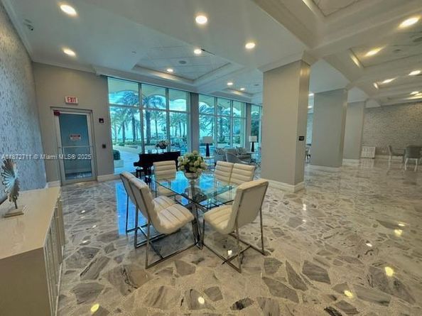 2501 S Ocean Dr 1418, Hollywood FL 33019