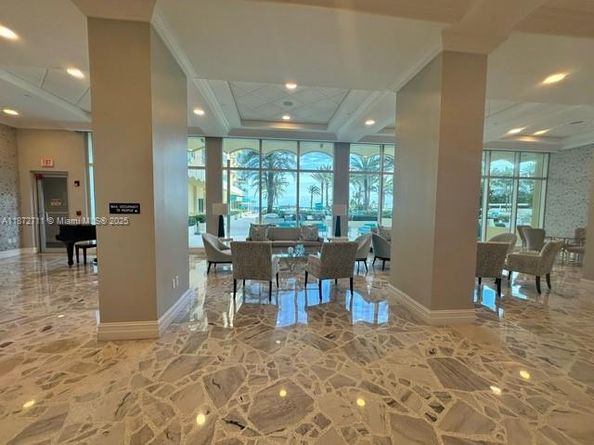 2501 S Ocean Dr 1418, Hollywood FL 33019