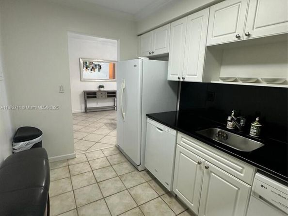 2501 S Ocean Dr 1418, Hollywood FL 33019