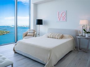 3131 NE 7th Ave PH4903, Miami FL 33137