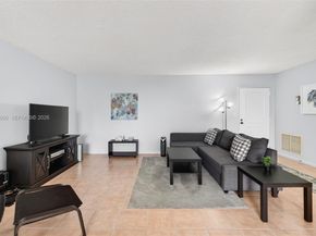 3210 SE 10th St 6B, Pompano Beach FL 33062