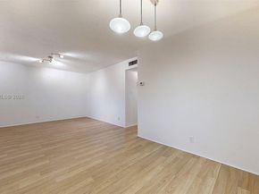 5300 Washington St D303, Hollywood FL 33021