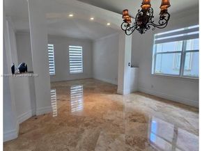 19179 S Gardenia Ave, Weston FL 33332